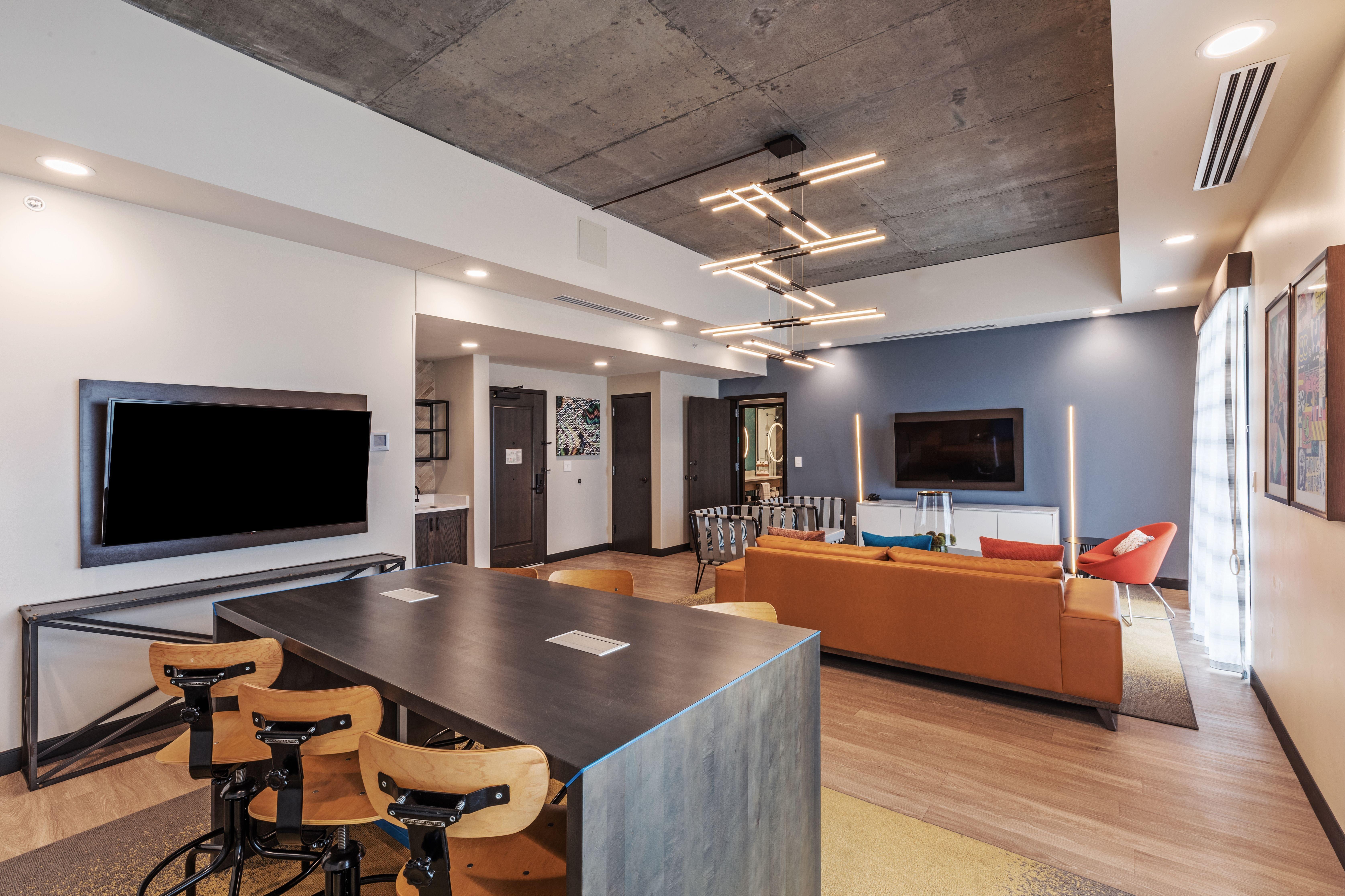 Hotel Indigo Tulsa Dwtn/Entertainment Area Buitenkant foto
